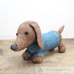 Ria Dachshund Knitting Kit