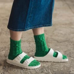 Amirisu - Sock Knitting Club -loop knitting store 1739367570