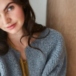 Loop - Cloud Cardigan Pattern -loop knitting store 221003 CloudCardi2 046