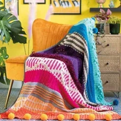 Mix + Match Crochet Blankets - Esme Crick -loop knitting store 36833000015308365 zc v1 1685102878934 9781446309858 feature5