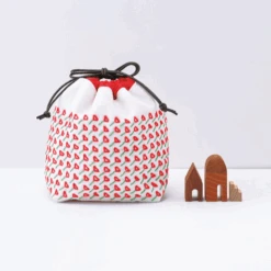 Colorful Sashiko - Sashikonami -loop knitting store 9781800922006 04