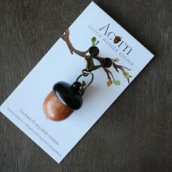 Little Acorn Stitch Marker Case -loop knitting store AcornKeeperWholesaleOnCardFlat 1800x1800 e03c82f7 3ef5 48a5 be30 c68dbcd303bd