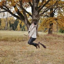 Mandarine's - Aito Shawl 9 Mandarine's - Aito Shawl -loop knitting store Aito 20Shawl 20at 20Loop 20London 204 1583931285