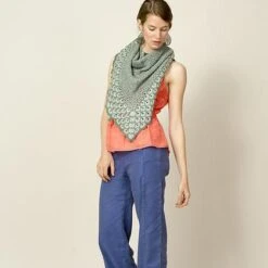 Allium Shawl -loop knitting store Allium 20Loop 20London3 1494516782