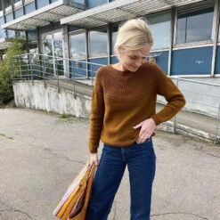 PetiteKnit - Anker's Sweater (My Size) -loop knitting store Anker ssweatermysizeatLoopLondon3