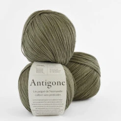 De Rerum Natura - Antigone 32 De Rerum Natura - Antigone -loop knitting store AntigoneLaurieratLoopLondon