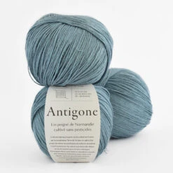 De Rerum Natura - Antigone 40 De Rerum Natura - Antigone -loop knitting store AntigoneMistralatLoopLondon