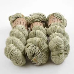 Life In The Long Grass - Aran -loop knitting store Aran 20Beachgrass 20at 20Loop 20London 1608893605