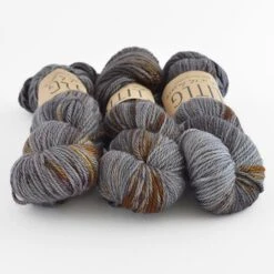 Life In The Long Grass - Aran -loop knitting store Aran 20Corrode 20at 20Loop 20London 1621341187