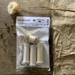 Au Ver A Soie Silk Thread Packs -loop knitting store Au 20Ver 20a 20Soie 20Blanc 20at 20Loop 20London 1554289512
