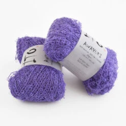 ITO Awayuki Bouclé 31 ITO Awayuki Bouclé -loop knitting store Awayuki 551 Liliac at Loop London