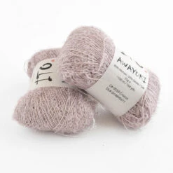 ITO Awayuki Bouclé 39 ITO Awayuki Bouclé -loop knitting store Awayuki 559 Crocus at Loop London