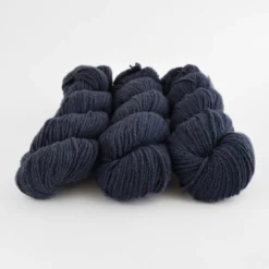 MYak Baby Yak Medium -loop knitting store Baby Yak Medium Lazy Day at Loop Knitting