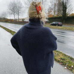 PetiteKnit - Chestnut Sweater -loop knitting store ChestnutSweateratLoopLondon4