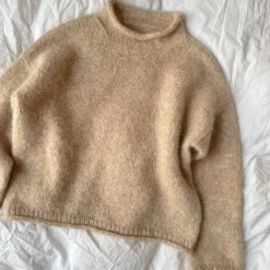 PetiteKnit - Cloud Sweater -loop knitting store CloudSweateratLoopLondon2