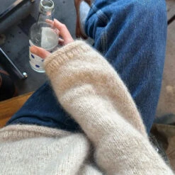 PetiteKnit - Cloud Sweater -loop knitting store CloudSweateratLoopLondon4