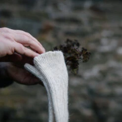 Coburg Mitten - Rachel Atkinson -loop knitting store CoburgMittsatLoopLondon6