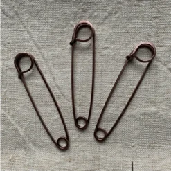 Metal Kilt Pin - Large -loop knitting store CopperkiltpinatLoopLondon