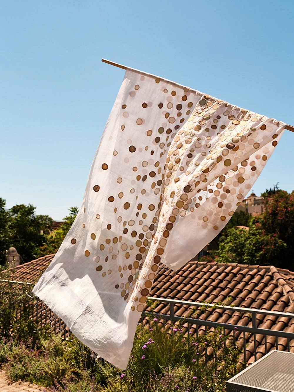 Selvedge - Issue 125 Mediterranean 8 Selvedge - Issue 125 Mediterranean - Image 6