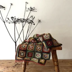 Loop - Mehlsen Zinnia Scarf Kit -loop knitting store CosmosZinniaatLoopLondon