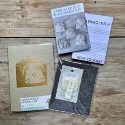Nami Horikawa- Sashiko Drawstring Bag Kit -loop knitting store CrossoftheForestSashikokit3