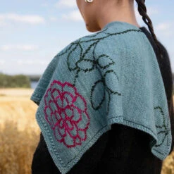 Cultivate - Rose Scarf Kit -loop knitting store Cultivate Rose scarf 1