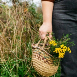 DYEING NATURALLY - Emma Kylmälä -loop knitting store DyeingNaturally Dreamcozy Layout10