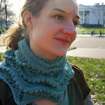 E Pluribus Unum Cowl - Tanis Gray 4 E Pluribus Unum Cowl - Tanis Gray - Image 2