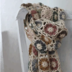 Eugenia's Scarf - Trine Bertelsen -loop knitting store Eugenia s 20Scarf 20at 20Loop 20London 1573473085