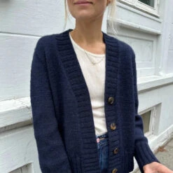 PetiteKnit - Eva Cardigan -loop knitting store EvaatLoopLondon2