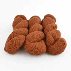 Quince & Co Finch -loop knitting store Finch Fox at Loop London