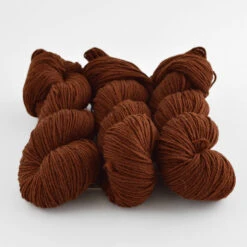 Quince & Co Finch -loop knitting store Finch Gingerbread at Loop London