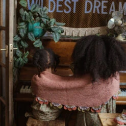 Loop - Florence Shawl Pattern -loop knitting store FlorenceShawlatLoopLondon18 ed55e58f d158 4ff9 a290 6b8645d7ea3c