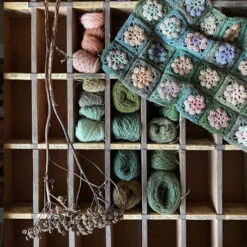 Loop Mehlsen Flower Power Crochet Scarf Kit -loop knitting store Flower Power Crochet Kit at Loop London 2 1581672396