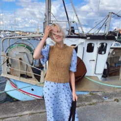 PetiteKnit - Friday Slipover -loop knitting store FridaySlipoveratLoopLondon5