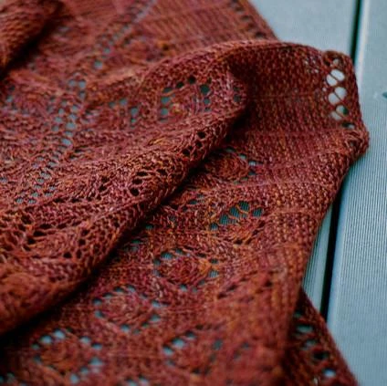 Hamamelis Shawl 5 Hamamelis Shawl - Image 3