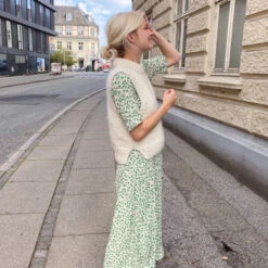 PetiteKnit - Holiday Slipover -loop knitting store HolidayatLoopLondon