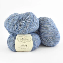 Camarose Host (Harvest) -loop knitting store Host Himmelbla 8228 at Loop London