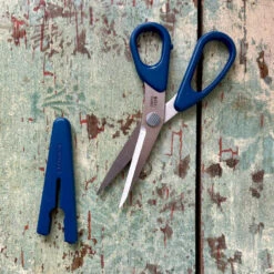 Clover Patchwork Scissors 493