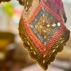 Loop Bomboloni Babette Blanket Kit -loop knitting store IMG 2353