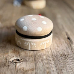 Hikaru Noguchi Handmade Darning Jellyfish -loop knitting store IMG 2454