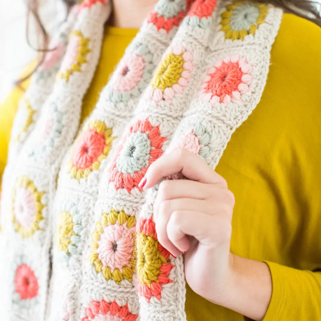 Mrs Moon Granny Cowl 6 Mrs Moon Granny Cowl - Image 4