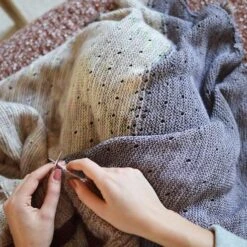 Mandarine's - I Smell Snow Shawl -loop knitting store I 20Smell 20Snow 20Shawl 20at 20Loop 20London 204 1583934954