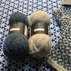 Loop - Pinwheel Mitts 12 Loop - Pinwheel Mitts -loop knitting store Isager 20Highland 20at 20Loop 20London 1511510635