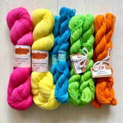 Luxe Scout Mini Kit - Jade Sapphire Hand-dyed Cashmere -loop knitting store Jadesapphireminiscoutneon