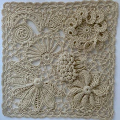 150 Favourite Crochet Motifs From Tokyo's Kazekobo Studio -loop knitting store Japanesecrochetbook2 1610286136