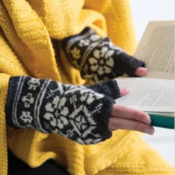 Knit Like A Latvian -loop knitting store Knit 20like 20a 20Latvian 20at 20Loop 20London 20 203 20 1547477059