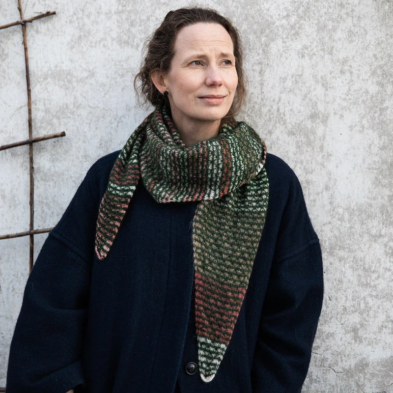 52 Weeks Of Scrap Yarn: Projects For Crafters 10 52 Weeks Of Scrap Yarn: Projects For Crafters - Image 8