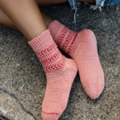 Laine Magazine Issue 25 -loop knitting store Laine issue25 LindseyFowler 2