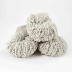 Urth Yarns - Lanalpaca 30 Urth Yarns - Lanalpaca -loop knitting store Lanalpaca Chalk at Loop London